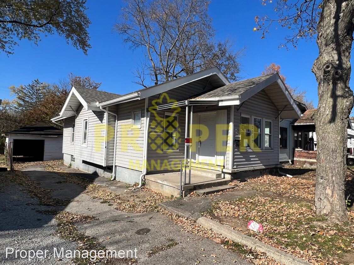 Foto principal - 2 br, 1 bath House - 2215 Kensington Dr