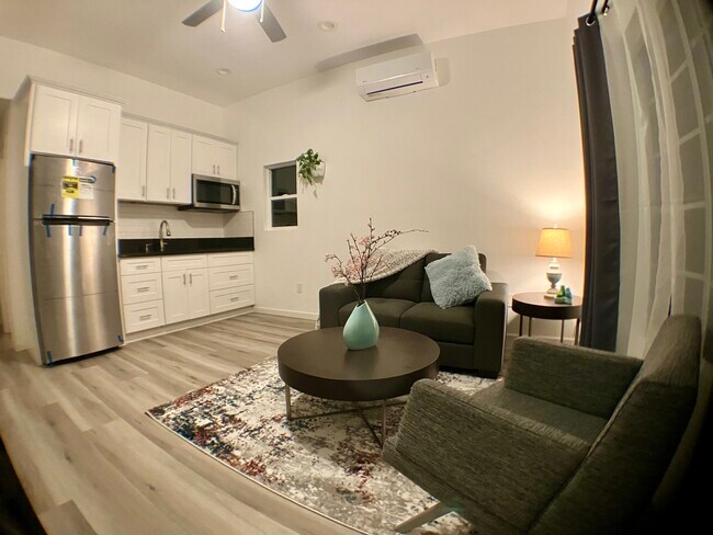 Building Photo - 4833 Rushden Ave