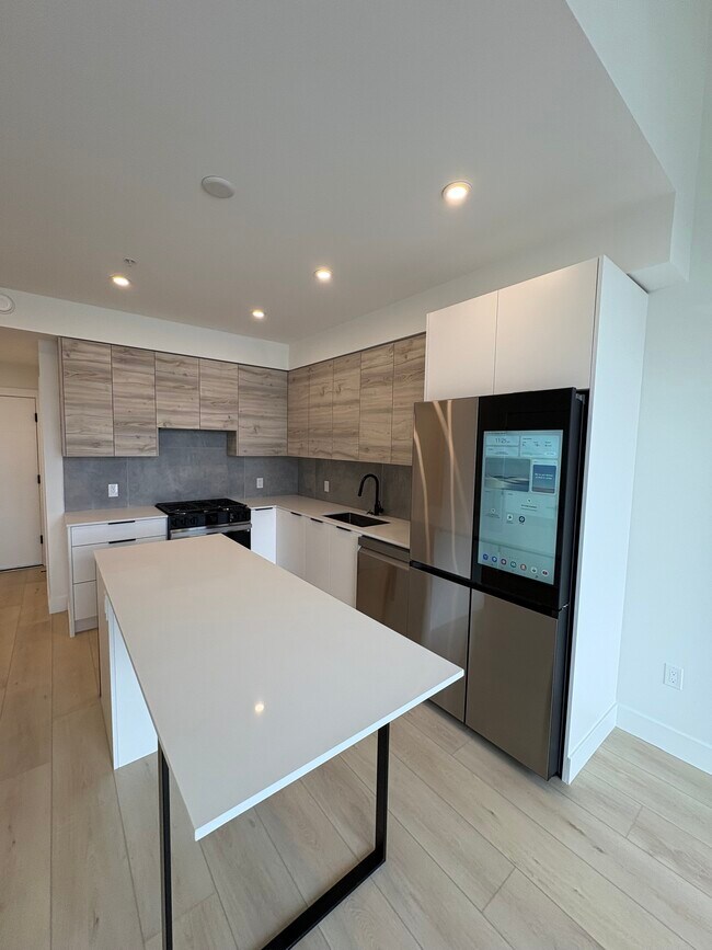 Photo du bâtiment - 30490 Cardinal Av