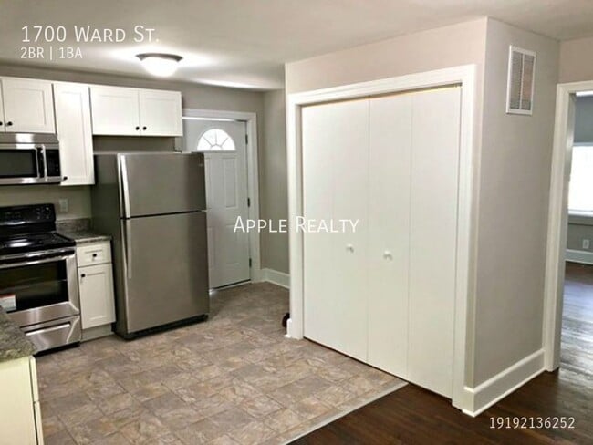 Foto del edificio - 1700 Ward St