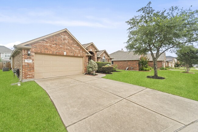 Foto del edificio - 9518 Denfield Ln
