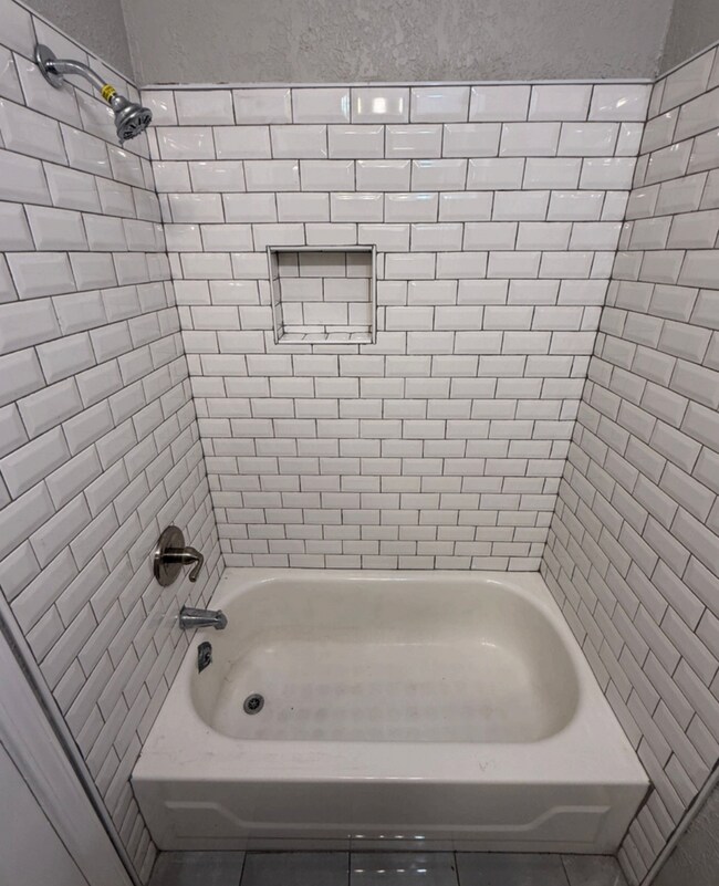 Foto del edificio - Freshly Remodeled & Move-In Ready!