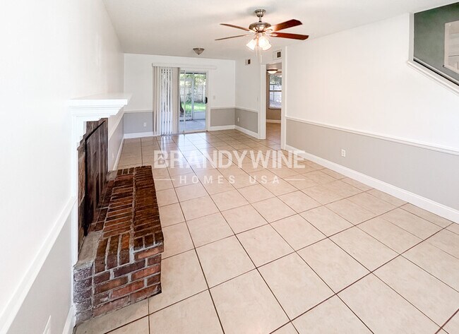 Foto del edificio - 12744 Serenade Cir S