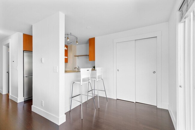 Foto del edificio - Wallingford one-bedroom one bath, includes...