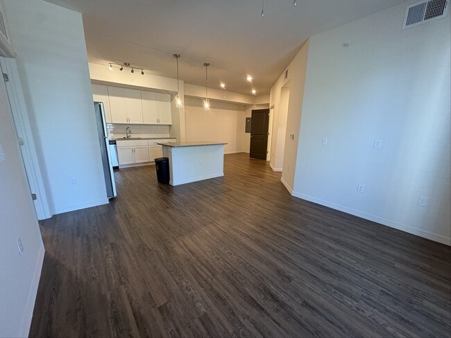 Interior Photo - The Crest at Naples