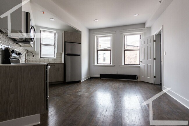 Building Photo - 12 Queensberry St