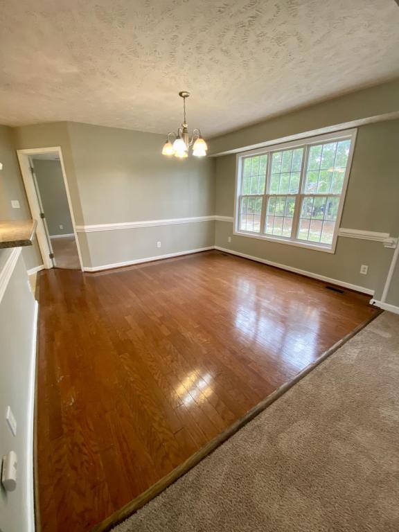 Building Photo - 8229 Foxtrail Dr