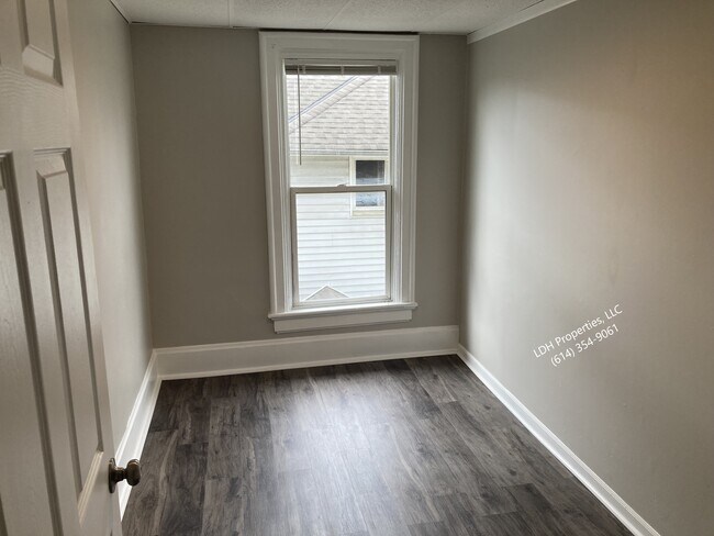 Foto del edificio - 123 E Central Ave