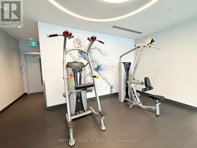 Photo du bâtiment - 100 Dalhousie St