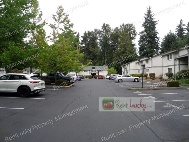 Foto del edificio - Cute 1-Bedroom Condo in Convenient Federal...