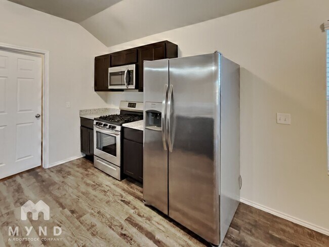 Foto del edificio - 9609 Jackrabbit Rd