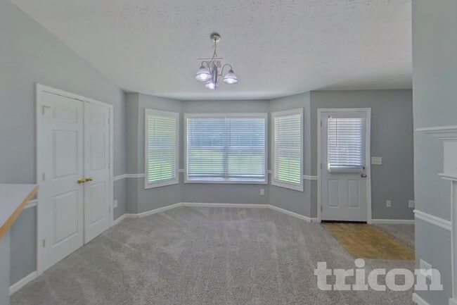 Building Photo - 65 Cranbrook Ct