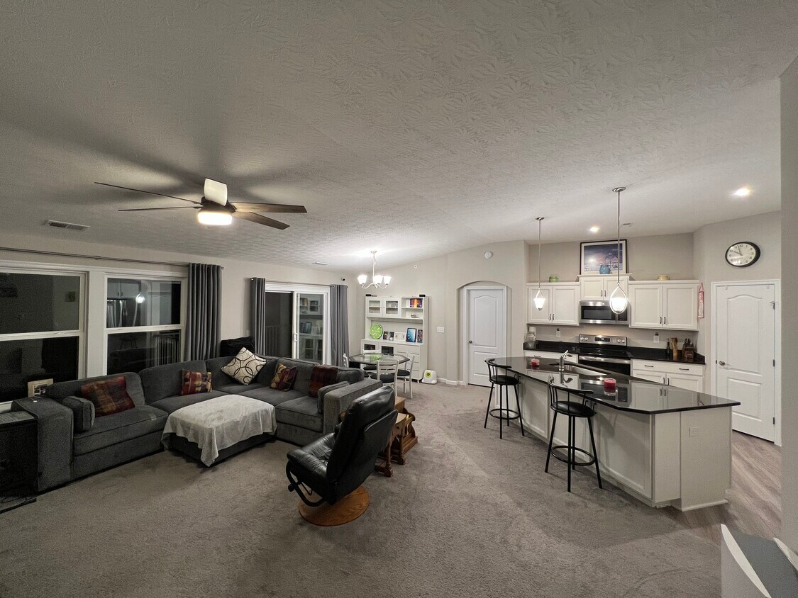 2273 Piazza Rdg Unit Condo, Covington, KY 41017 Condo for Rent in