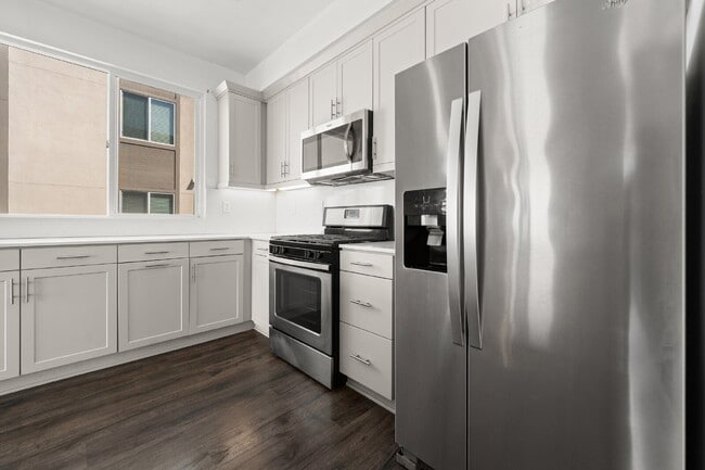 Building Photo - 1207 Paseo Seashore