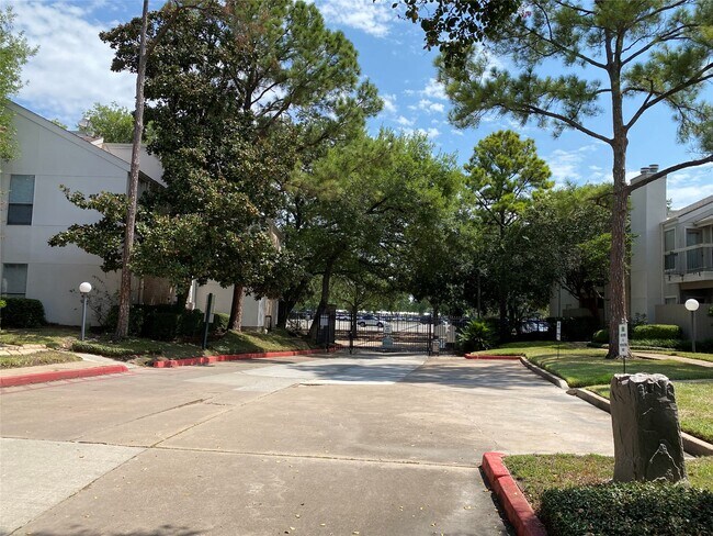 Building Photo - 7900 N Stadium Dr