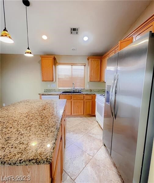 Building Photo - 6208 Whitelion Walk St