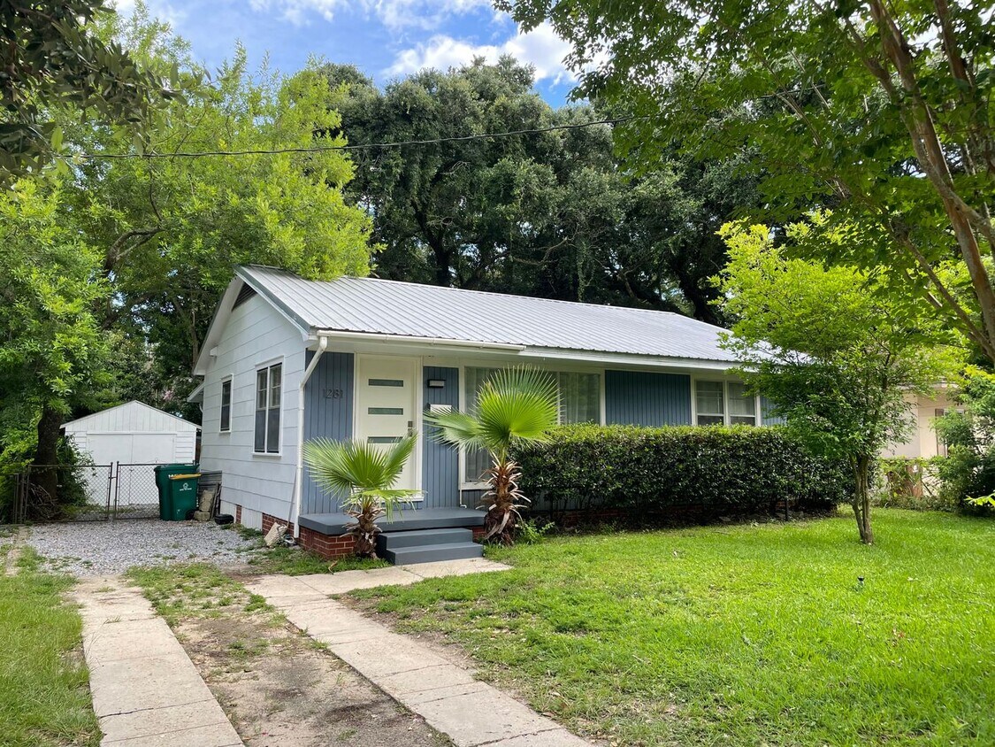 1281 Lopez Pl, Biloxi, MS 39530 House Rental in Biloxi, MS