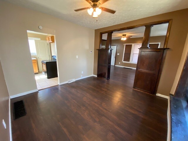 Building Photo - 88 Brighton Dr