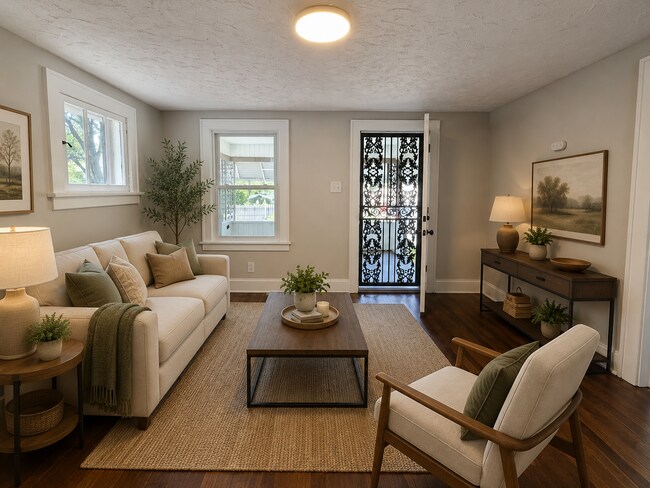 Foto del edificio - Pet-Friendly 3-Bedroom Home Near Downtown Akron Conveniences