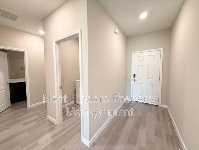 Foto del edificio - 10169 Powell Creek Ct