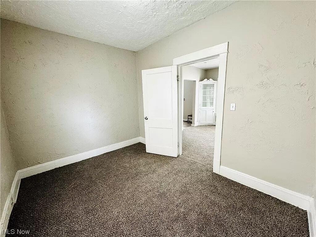 Foto del edificio - 11201 Parkview Ave