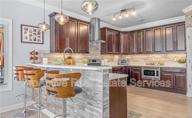 Foto del edificio - 9531 6th Bay St