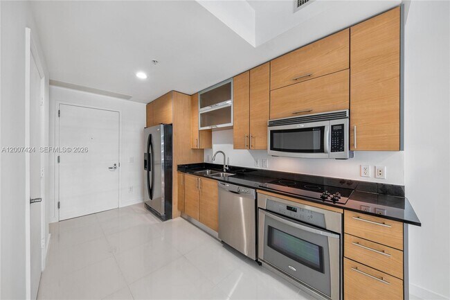 Foto del edificio - 60 SW 13th St