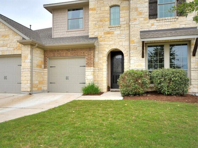 Building Photo - 204 Orvieto Ln