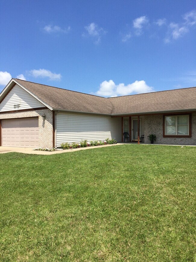 Foto del edificio - 1400 Roundtable Dr