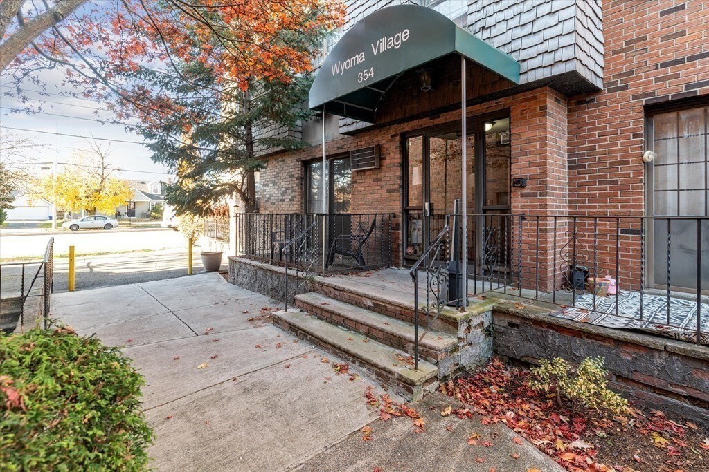 Primary Photo - 354 Broadway