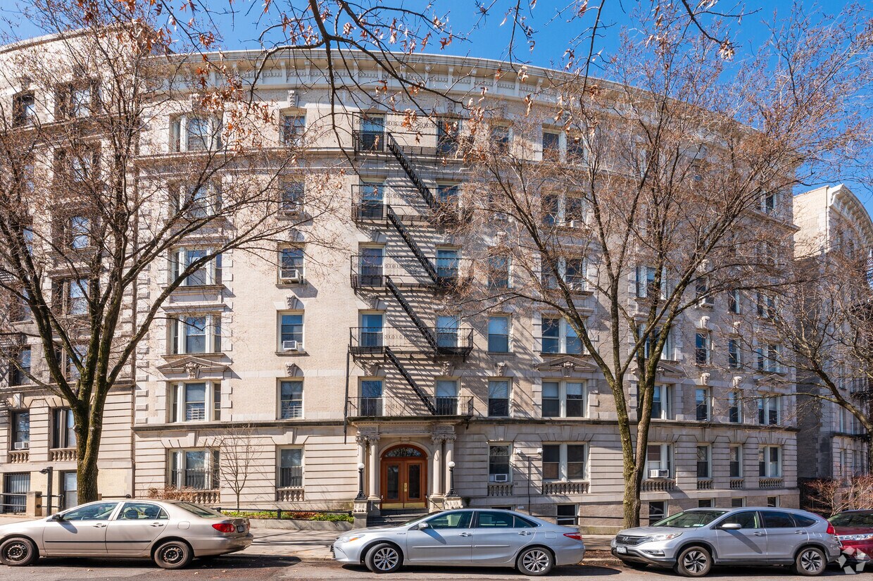 Fotografía del edificio - 114 Morningside Dr