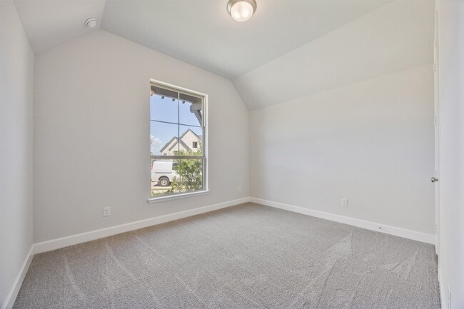 Foto del edificio - 26310 Meadow Bliss Wy