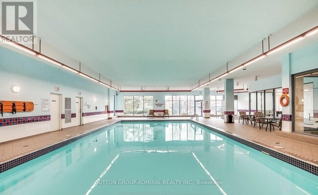 Building Photo - 250 Webb Dr