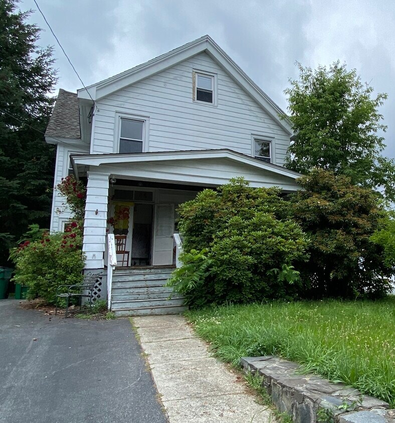 89 Union St Unit 1, Beacon, NY 12508 Apartments in Beacon, NY