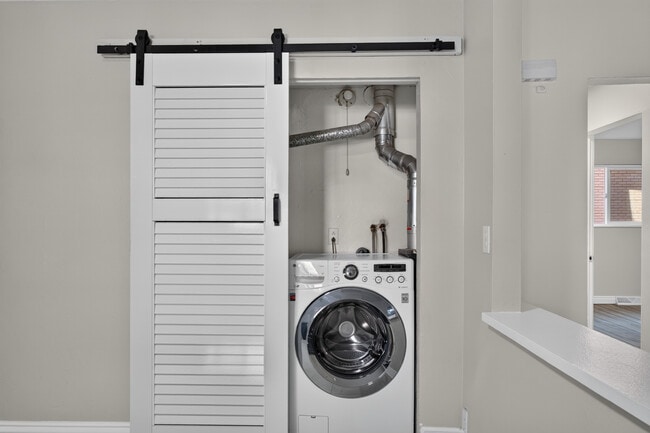 Washer - Cedar Court