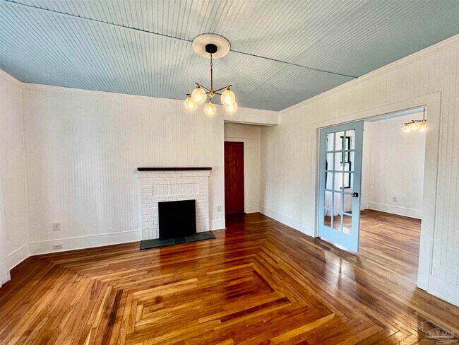 101 Central Ave Pensacola FL - 101 Central Ave Pensacola Fl Building Photo 