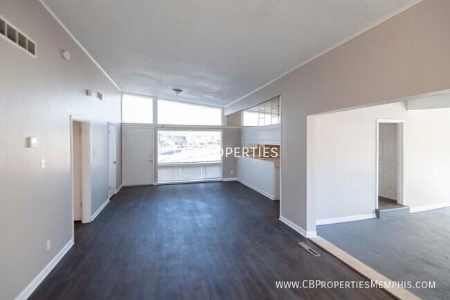 Foto del edificio - 3256 Dogwood Ln