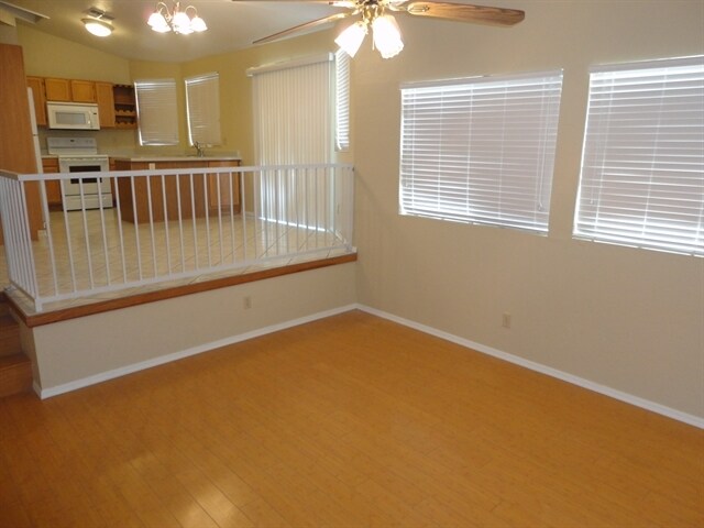 Foto del edificio - 1704 S 39th St