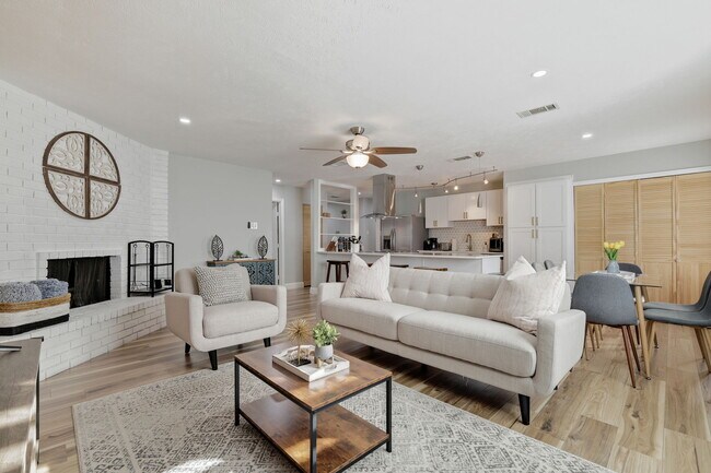 Foto del edificio - 5112 Arbor Glen Rd