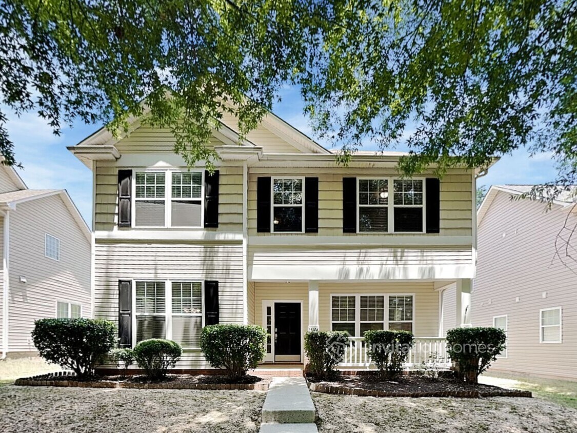 Primary Photo - 15604 Carrington Ridge Dr