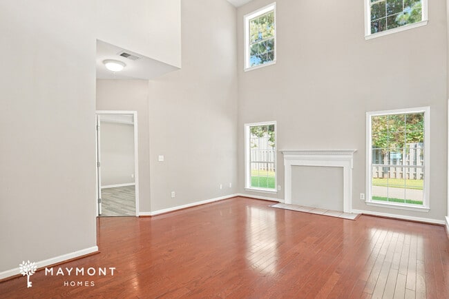 Building Photo - 2306 Forest Lakes Ln