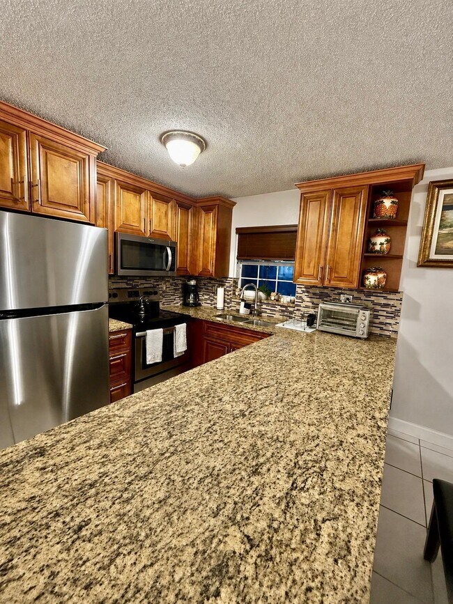 Foto del edificio - 7526 SW 7th Ct