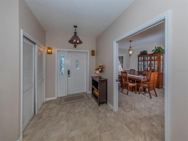 Foto del edificio - 7519 Lockwood Ridge Rd