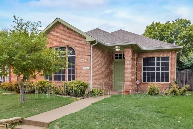 Building Photo - 10104 Burgundy Dr