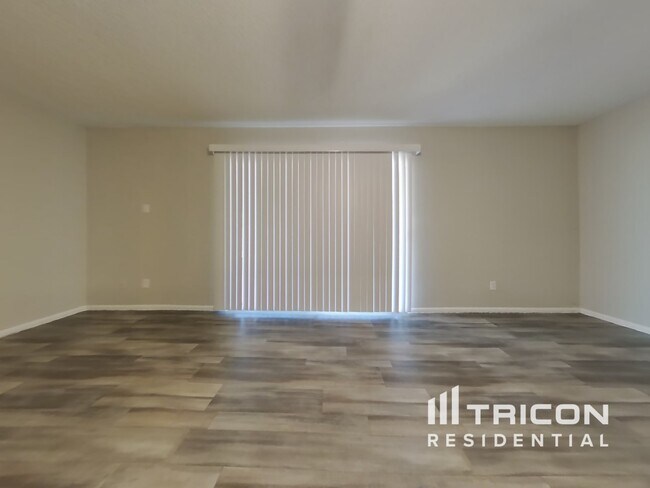 Building Photo - 6020 W Pinchot Avenue Phoenix AZ