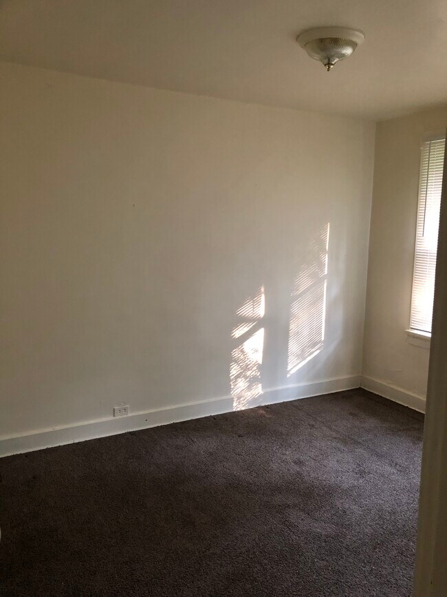 Building Photo - 760 Cherokee St