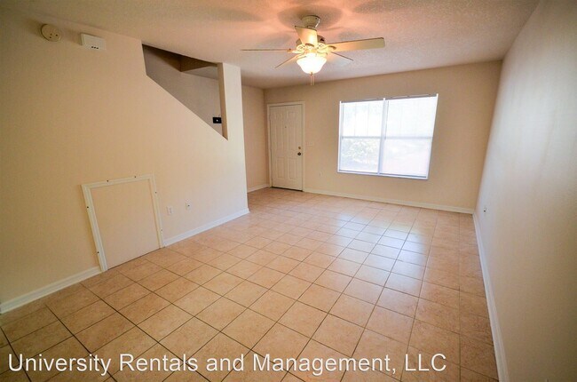 Building Photo - 2 br, 2.5 bath House - 4215 SW 22nd Lane #130