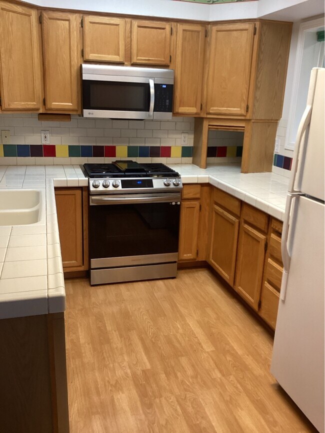 Foto del edificio - 96 NW 33rd Pl