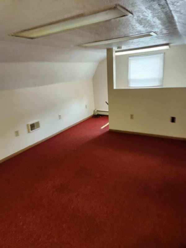 Foto del edificio - 614 Olive Ln