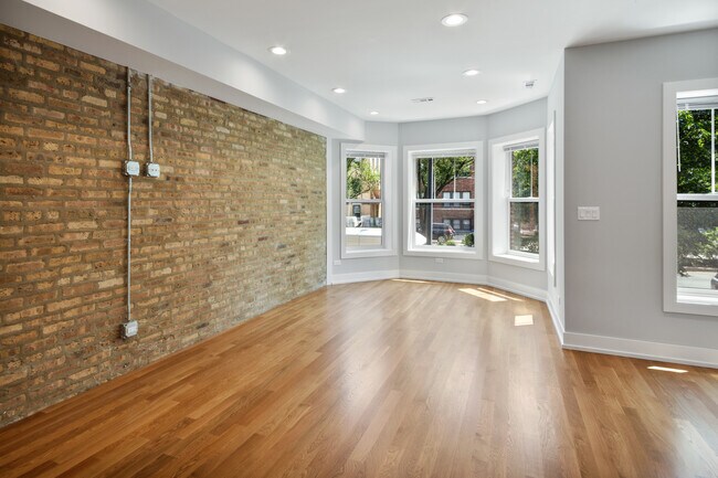 Foto del edificio - 4624 N Ashland Ave